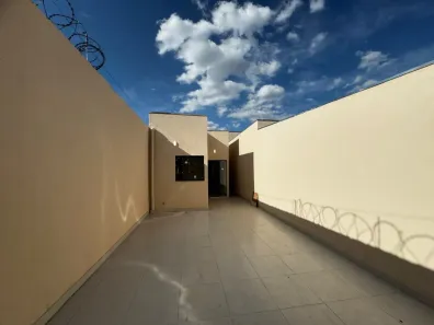 Casa com 2 Quartos à venda, 50m² no Santa Rafaela, Montes Claros