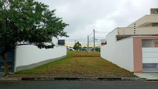 Lote/Terreno à venda, 176m² no Loteamento Santa Clara, Pindamonhangaba