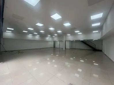 Galpão/Depósito/Armazém para alugar, 311m² no Cidade Monções, São Paulo