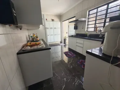 Casa com 4 Quartos à venda, 154m² no Jardim América, Bauru