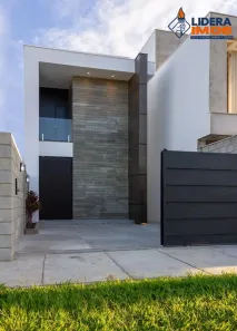 Casa com 3 Quartos à venda, 180m² no SIM, Feira de Santana