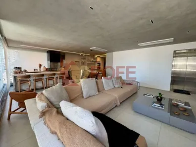 Apartamento com 3 Quartos à venda, 167m² no Jardim das Acácias, São Paulo