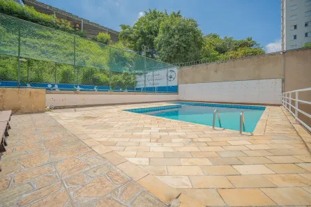 Apartamento com 2 Quartos à venda, 52m² no Vila Caldas, Carapicuíba