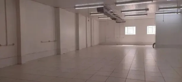 Prédio Comercial para alugar, 648m² no Floresta, Porto Alegre