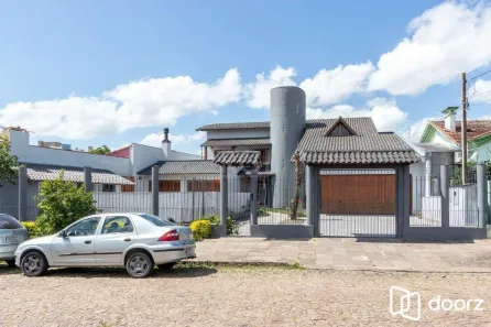 Casa com 5 Quartos à venda, 451m² no Nonoai, Porto Alegre
