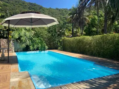 Casa com 4 Quartos à venda, 201m² no Guaiúba, Guarujá