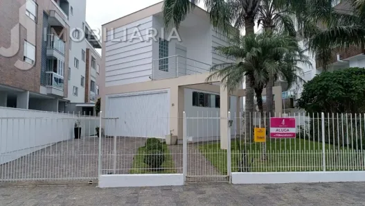 Casa com 4 Quartos à venda, 270m² no Ingleses do Rio Vermelho, Florianópolis