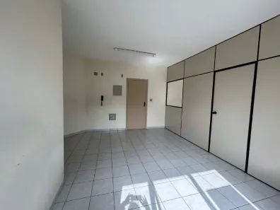 Sala Comercial para alugar, 40m² no Vila Mathias, Santos