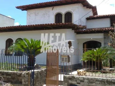 Casa com 5 Quartos à venda, 800m² no Centro, Campos dos Goytacazes