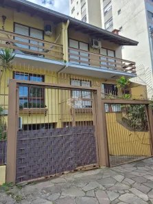 Casa com 1 Quarto à venda, 105m² no São João, Porto Alegre