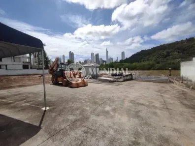 Lote/Terreno à venda, 2000m² no Vila Real, Balneário Camboriú