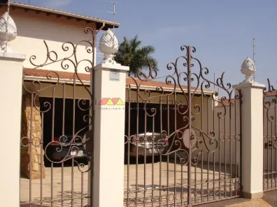 Sobrado com 3 Quartos à venda, 228m² no Estádio, Rio Claro