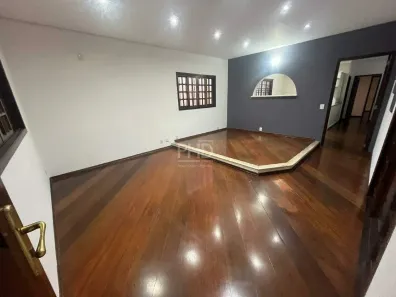Casa com 2 Quartos para alugar, 240m² no Osvaldo Cruz, São Caetano do Sul