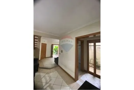 Sobrado com 3 Quartos à venda, 330m² no Vila Imbui, Cachoeirinha