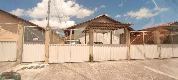 Casa com 2 Quartos à venda, 75m² no Jóquei Clube, São Gonçalo
