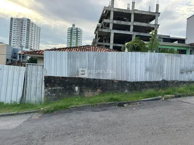 Casa com 4 Quartos à venda, 150m² no Barreiros, São José