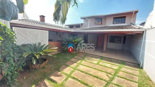 Casa com 4 Quartos para alugar, 260m² no Parque Novo Mundo, Americana