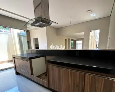Casa de Condomínio com 3 Quartos para alugar, 180m² no Morada da Colina, Uberlândia
