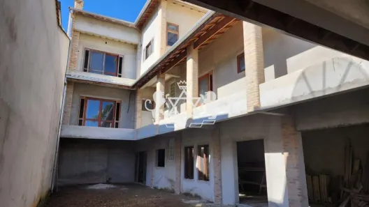 Sobrado com 3 Quartos à venda, 250m² no Jardim dos Sindicatos, Caraguatatuba
