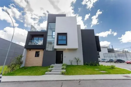 Casa de Condomínio com 4 Quartos à venda, 250m² no Santa Cândida, Curitiba
