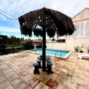 Casa de Condomínio com 2 Quartos à venda, 69m² no Ogiva, Cabo Frio