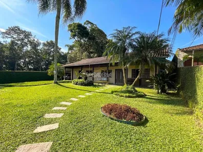 Casa com 4 Quartos à venda, 350m² no Bom Retiro, Joinville