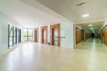 Sala Comercial para alugar, 175m² no Asa Norte, Brasília
