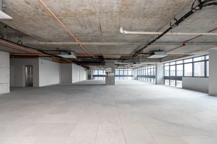 Sala Comercial para alugar, 270m² no Juvevê, Curitiba
