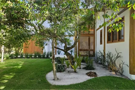Casa de Condomínio com 5 Quartos à venda, 358m² no Caraiva, Porto Seguro