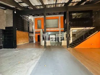 Imóvel Comercial à venda, 372m² no Jardim São Dimas, São José dos Campos