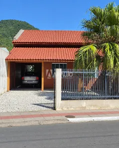 Casa com 2 Quartos à venda, 110m² no Fazenda, Itajaí