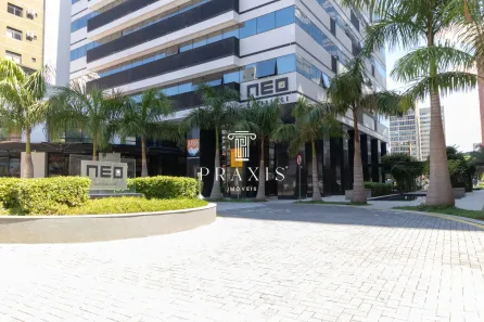 Apartamento com 2 Quartos para alugar, 57m² no Centro Cívico, Curitiba
