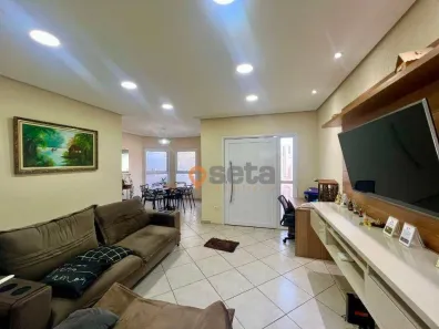 Casa de Condomínio com 5 Quartos à venda, 190m² no Residencial São Paulo, Jacareí