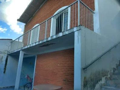 Casa com 3 Quartos à venda, 160m² no Parque São Quirino, Campinas