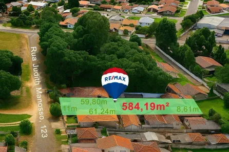 Lote/Terreno à venda, 584m² no Butiatuvinha, Curitiba