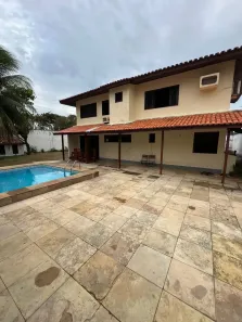 Casa com 3 Quartos à venda, 350m² no Calhau, São Luís