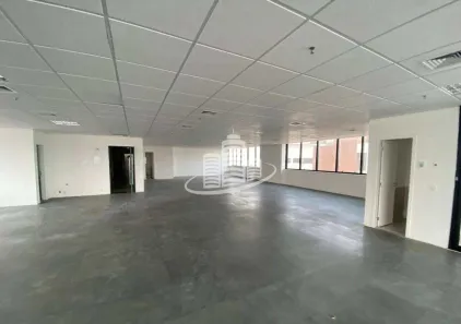 Imóvel Comercial à venda, 323m² no Parque Industrial Tomas Edson, São Paulo