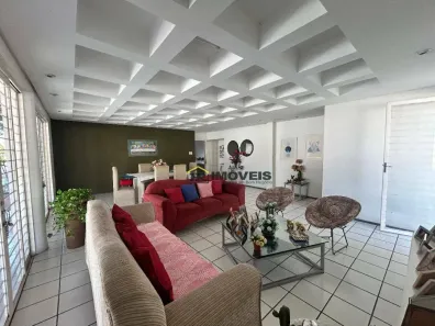 Casa com 4 Quartos à venda, 300m² no Jóquei, Teresina