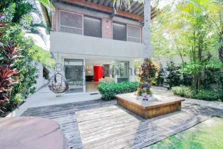 Casa com 4 Quartos à venda, 334m² no Jardim Europa, São Paulo