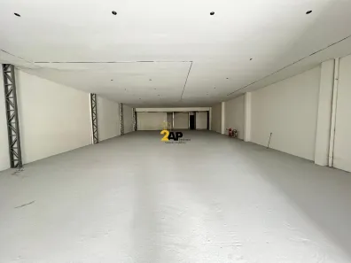 Ponto Comercial para alugar, 300m² no Santo Amaro, São Paulo