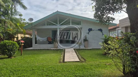 Casa com 4 Quartos à venda, 199m² no Centro, Guaratuba