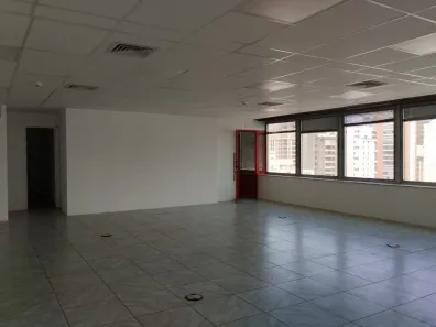 Sala Comercial para alugar, 133m² no Itaim Bibi, São Paulo