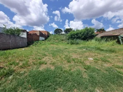 Lote/Terreno à venda, 210m² no Chácara Flora, Jaú