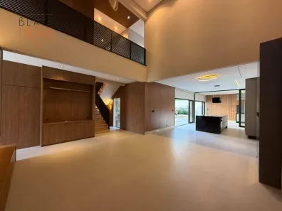 Casa de Condomínio com 5 Quartos à venda, 302m² no Piracangaguá, Taubaté