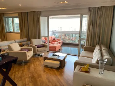 Apartamento com 4 Quartos para alugar, 230m² no Vila Regente Feijó, São Paulo