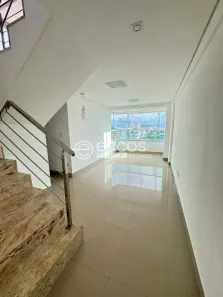 Cobertura com 3 Quartos à venda, 207m² no Santa Mônica, Uberlândia