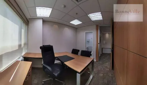Sala Comercial para alugar, 41m² no Jardim das Acácias, São Paulo
