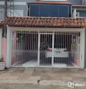 Casa com 2 Quartos à venda, 138m² no Hípica, Porto Alegre