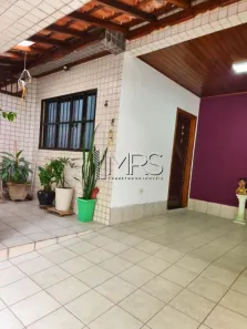Casa com 2 Quartos à venda, 90m² no Guilhermina, Praia Grande