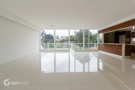 Casa com 3 Quartos à venda, 300m² no Pacaembu, São Paulo
